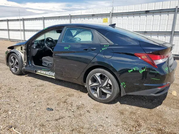KMHLS4AG3PU442876 2023 HYUNDAI ELANTRA - Image 2
