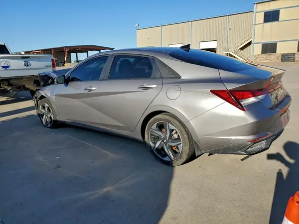 KMHLS4AG3PU445292 2023 HYUNDAI ELANTRA - Image 2