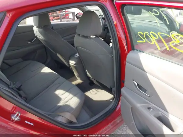 KMHLS4AG3PU464179 2023 HYUNDAI ELANTRA - Image 8