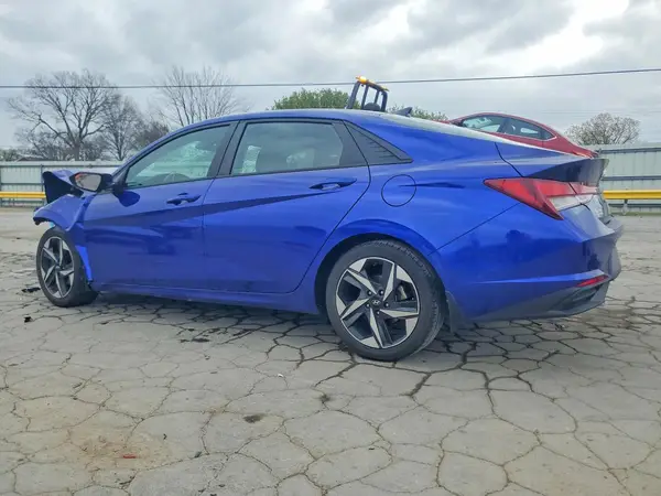 KMHLS4AG3PU476560 2023 HYUNDAI ELANTRA - Image 2
