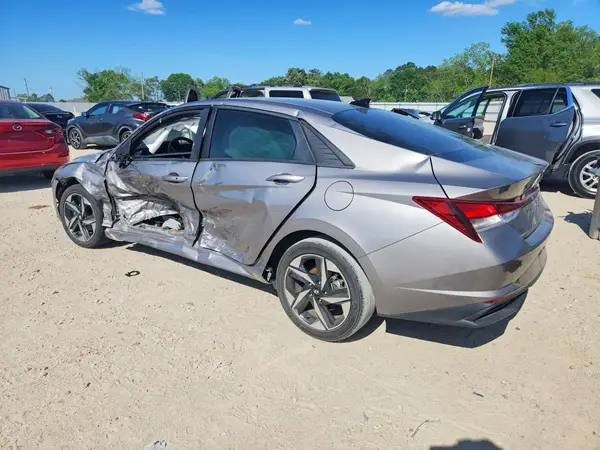 KMHLS4AG3PU477210 2023 HYUNDAI ELANTRA - Image 2