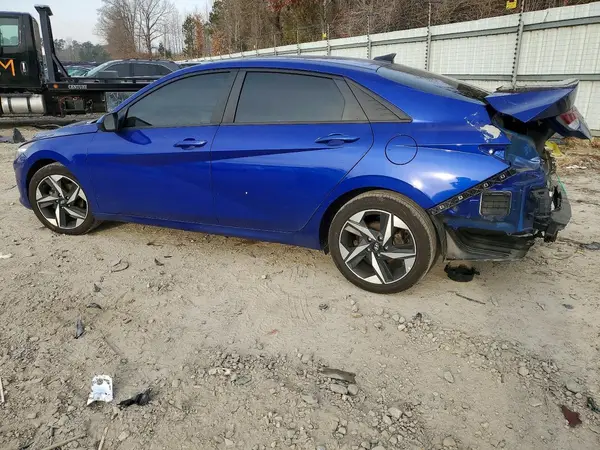 KMHLS4AG3PU480561 2023 HYUNDAI ELANTRA - Image 2