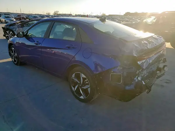 KMHLS4AG3PU483038 2023 HYUNDAI ELANTRA - Image 2