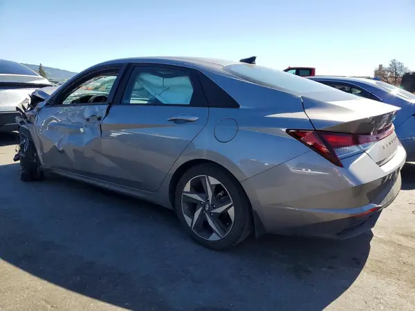 KMHLS4AG3PU521240 2023 HYUNDAI ELANTRA - Image 2