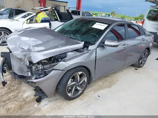 KMHLS4AG3PU550835 2023 HYUNDAI ELANTRA - Image 2
