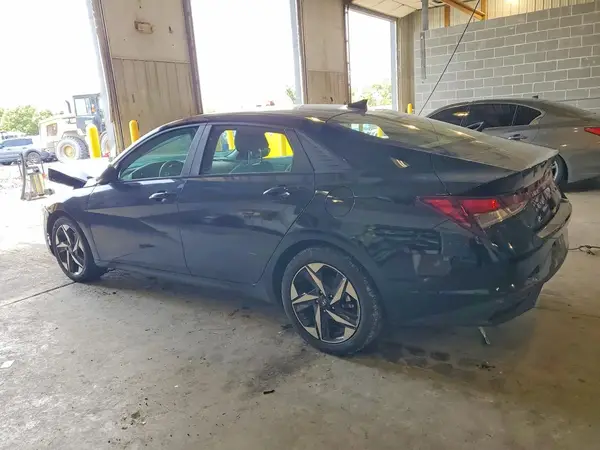 KMHLS4AG3PU551662 2023 HYUNDAI ELANTRA - Image 2