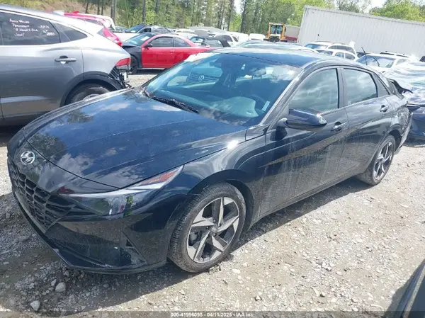KMHLS4AG3PU551760 2023 HYUNDAI ELANTRA - Image 2
