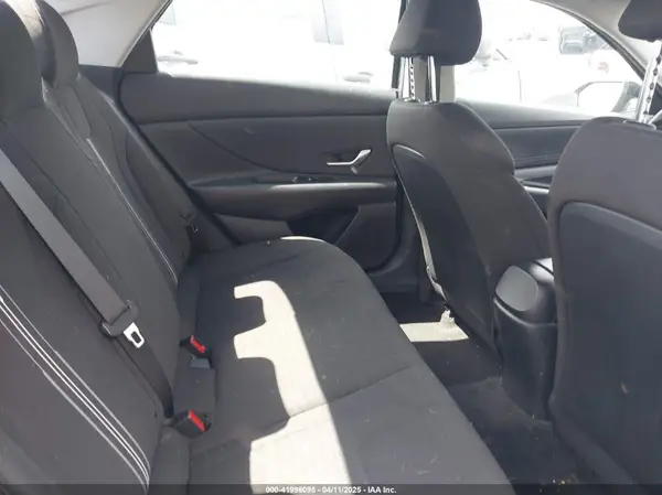 KMHLS4AG3PU551760 2023 HYUNDAI ELANTRA - Image 8