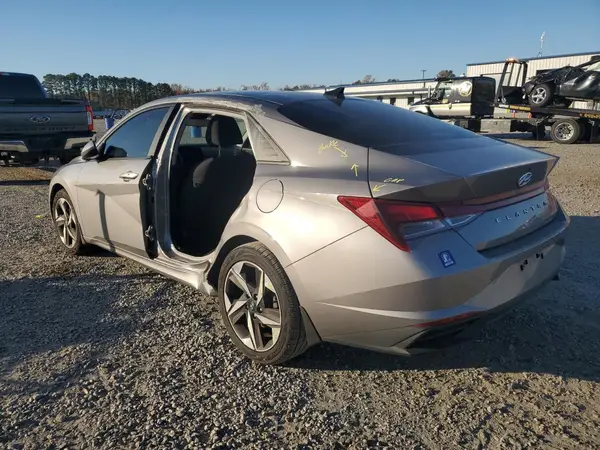 KMHLS4AG3PU569434 2023 HYUNDAI ELANTRA - Image 2