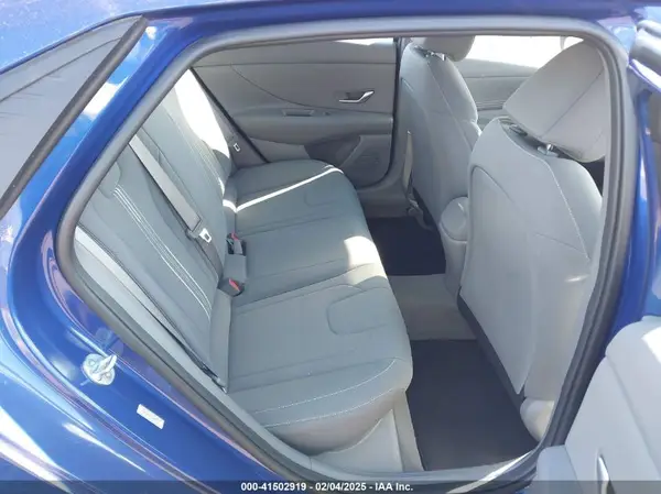KMHLS4AG3PU569773 2023 HYUNDAI ELANTRA - Image 8