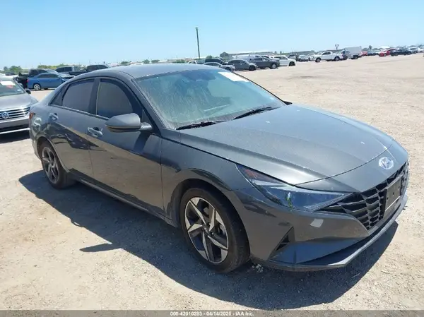 KMHLS4AG3PU594883 2023 HYUNDAI ELANTRA - Image 1