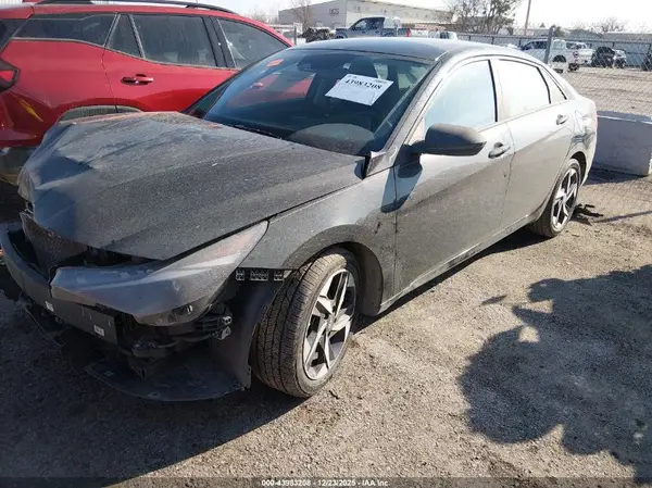 KMHLS4AG3PU596844 2023 HYUNDAI ELANTRA - Image 2