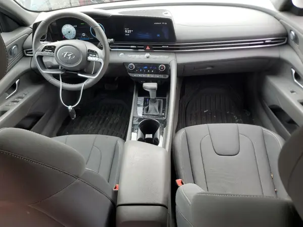 KMHLS4AG3PU597878 2023 HYUNDAI ELANTRA - Image 8