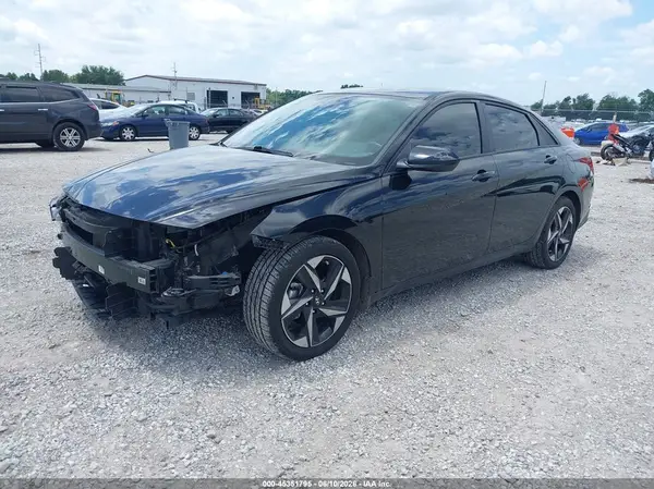 KMHLS4AG3PU610693 2023 HYUNDAI ELANTRA - Image 2