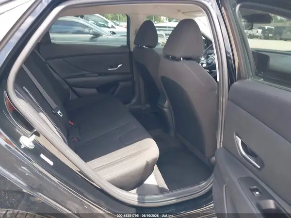 KMHLS4AG3PU610693 2023 HYUNDAI ELANTRA - Image 8