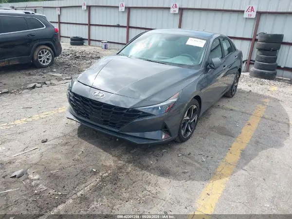 KMHLS4AG3PU610886 2023 HYUNDAI ELANTRA - Image 2