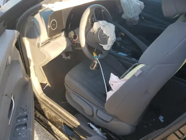 KMHLS4AG3PU613738 2023 HYUNDAI ELANTRA - Image 8