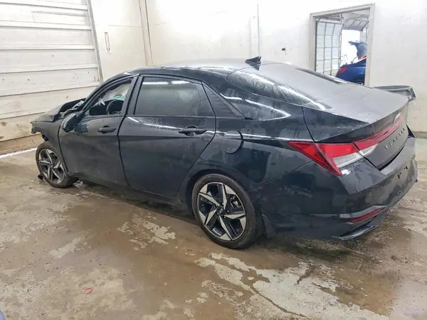 KMHLS4AG3PU615375 2023 HYUNDAI ELANTRA - Image 2