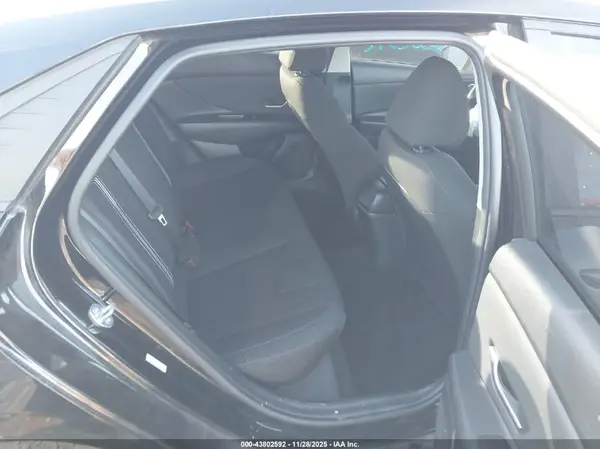 KMHLS4AG3PU618728 2023 HYUNDAI ELANTRA - Image 8