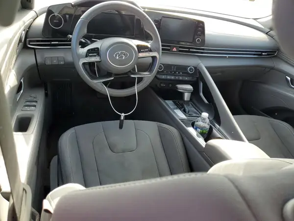 KMHLS4AG4NU217248 2022 HYUNDAI ELANTRA - Image 8