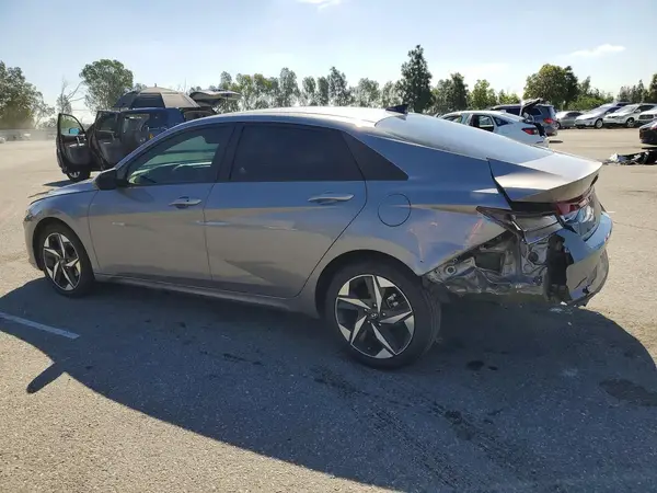 KMHLS4AG4PU402127 2023 HYUNDAI ELANTRA - Image 2
