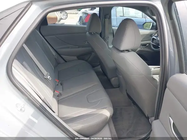 KMHLS4AG4PU411670 2023 HYUNDAI ELANTRA - Image 8