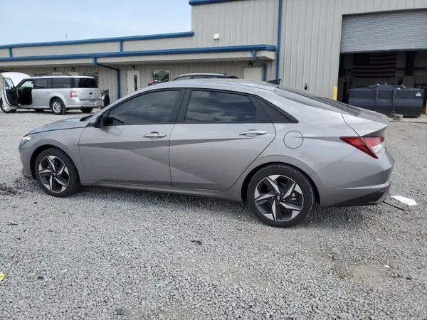 KMHLS4AG4PU417730 2023 HYUNDAI ELANTRA - Image 2