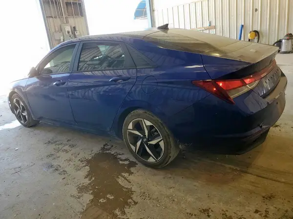 KMHLS4AG4PU417887 2023 HYUNDAI ELANTRA - Image 2