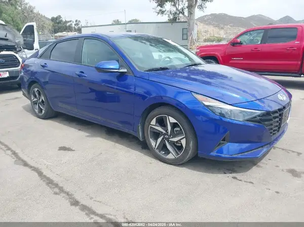 KMHLS4AG4PU427318 2023 HYUNDAI ELANTRA - Image 1
