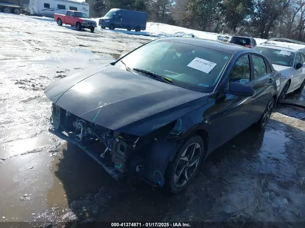 KMHLS4AG4PU453319 2023 HYUNDAI ELANTRA - Image 2