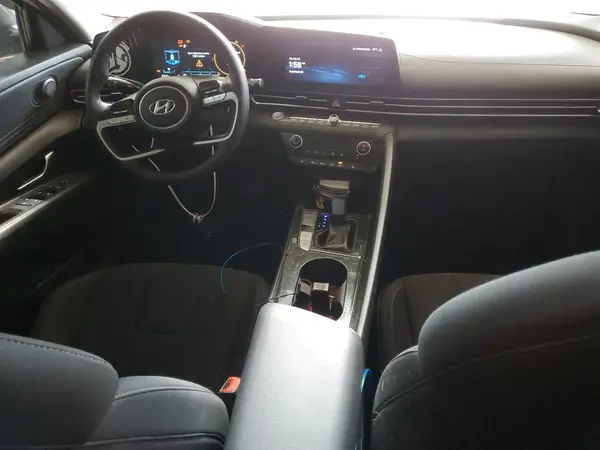 KMHLS4AG4PU463459 2023 HYUNDAI ELANTRA - Image 8