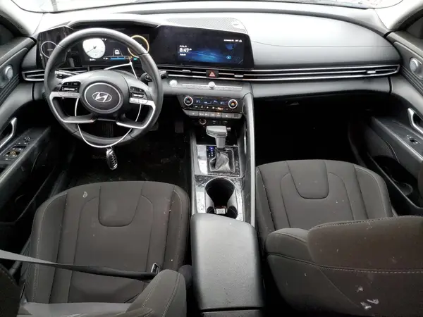 KMHLS4AG4PU469763 2023 HYUNDAI ELANTRA - Image 8