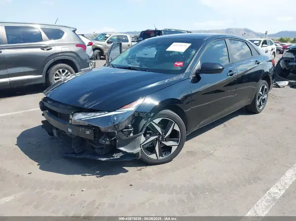 KMHLS4AG4PU470640 2023 HYUNDAI ELANTRA - Image 2
