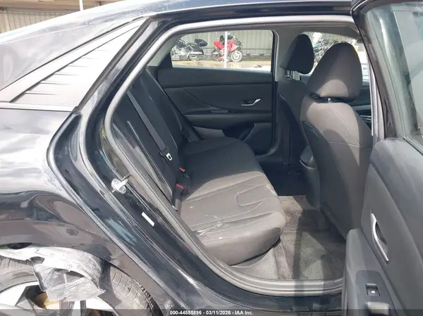 KMHLS4AG4PU471738 2023 HYUNDAI ELANTRA - Image 8