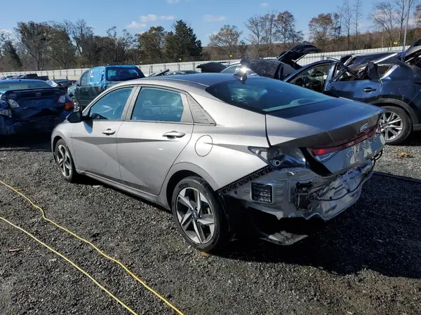 KMHLS4AG4PU485560 2023 HYUNDAI ELANTRA - Image 2