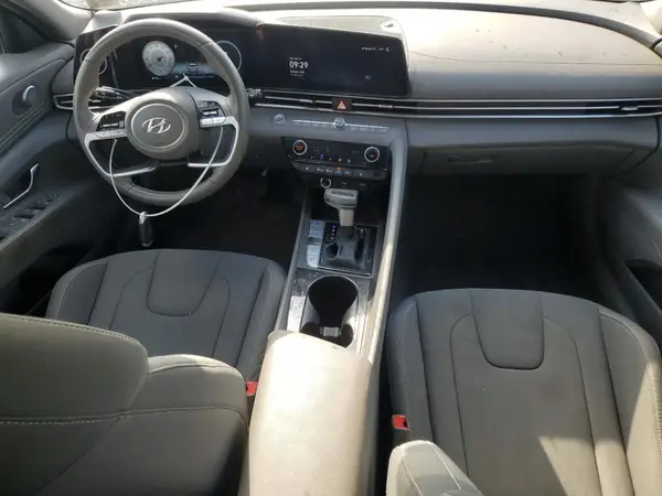 KMHLS4AG4PU488300 2023 HYUNDAI ELANTRA - Image 8