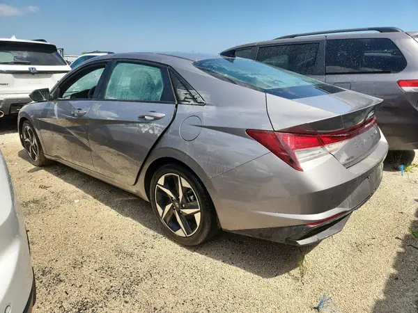 KMHLS4AG4PU500462 2023 HYUNDAI ELANTRA - Image 2