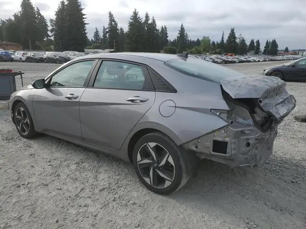 KMHLS4AG4PU504561 2023 HYUNDAI ELANTRA - Image 2
