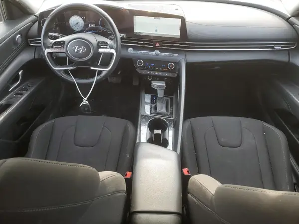 KMHLS4AG4PU504561 2023 HYUNDAI ELANTRA - Image 8