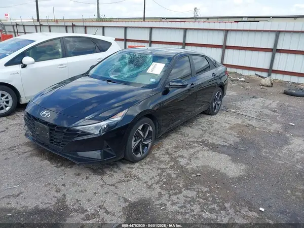 KMHLS4AG4PU517410 2023 HYUNDAI ELANTRA - Image 2
