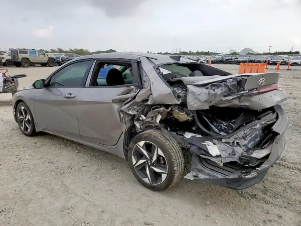 KMHLS4AG4PU527550 2023 HYUNDAI ELANTRA - Image 2