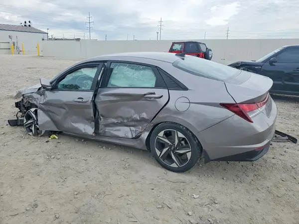 KMHLS4AG4PU559575 2023 HYUNDAI ELANTRA - Image 2
