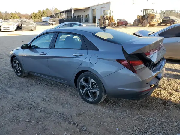 KMHLS4AG4PU569300 2023 HYUNDAI ELANTRA - Image 2