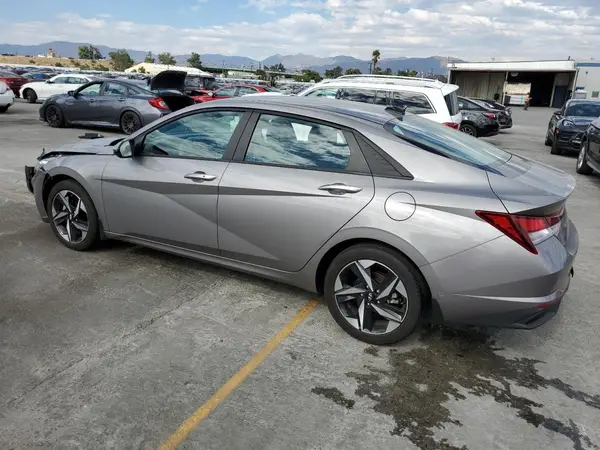 KMHLS4AG4PU577185 2023 HYUNDAI ELANTRA - Image 2