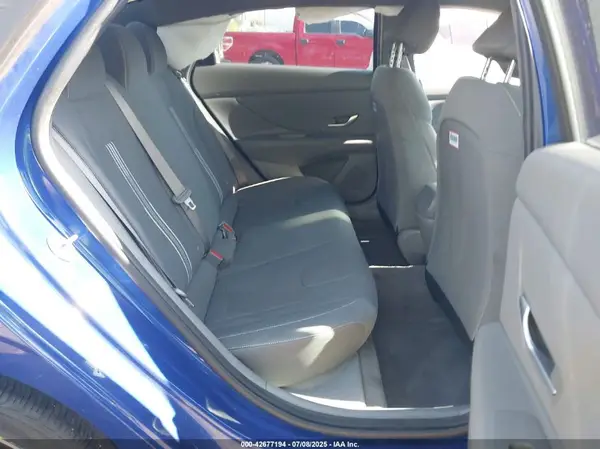 KMHLS4AG4PU590986 2023 HYUNDAI ELANTRA - Image 8