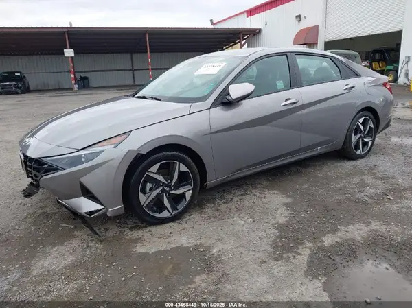 KMHLS4AG4PU593547 2023 HYUNDAI ELANTRA - Image 2