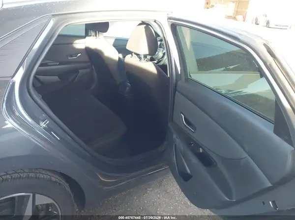 KMHLS4AG4PU599865 2023 HYUNDAI ELANTRA - Image 8