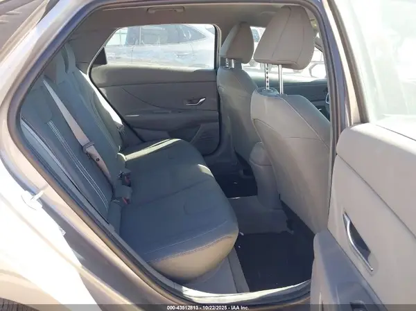 KMHLS4AG4PU610668 2023 HYUNDAI ELANTRA - Image 8
