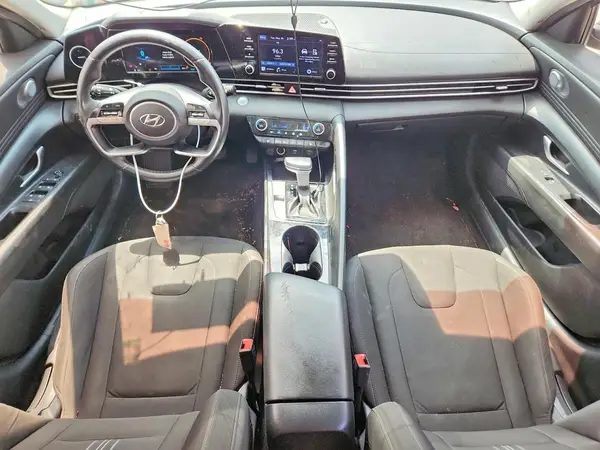 KMHLS4AG5NU217114 2022 HYUNDAI ELANTRA - Image 8