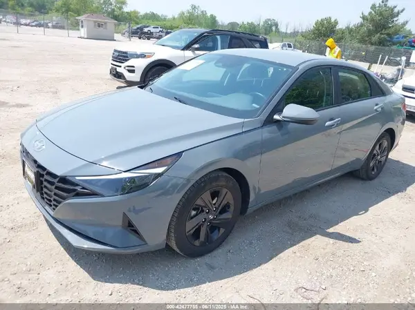 KMHLS4AG5NU233684 2022 HYUNDAI ELANTRA - Image 2